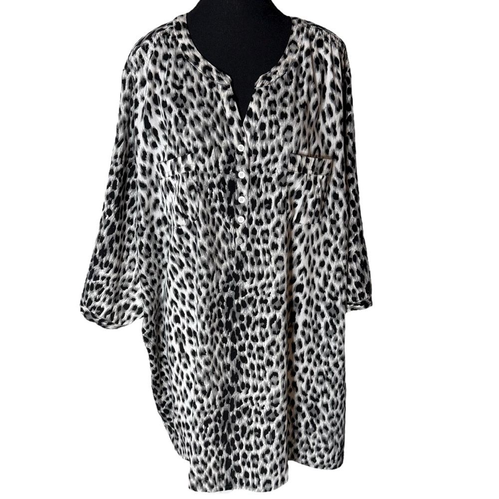 PENNINGTONS Black Grey Leopard Print Tunic Top Blouse Lightweight V Neck Size 5X